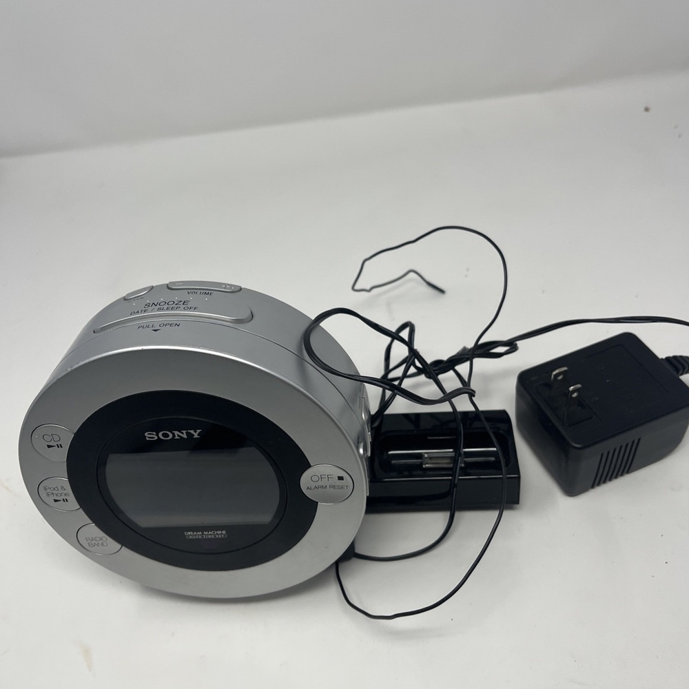 Sony ICF-CD3iP Dream Machine Alarm Clock AM/FM Radio, ipod dock, CD Player WORKS